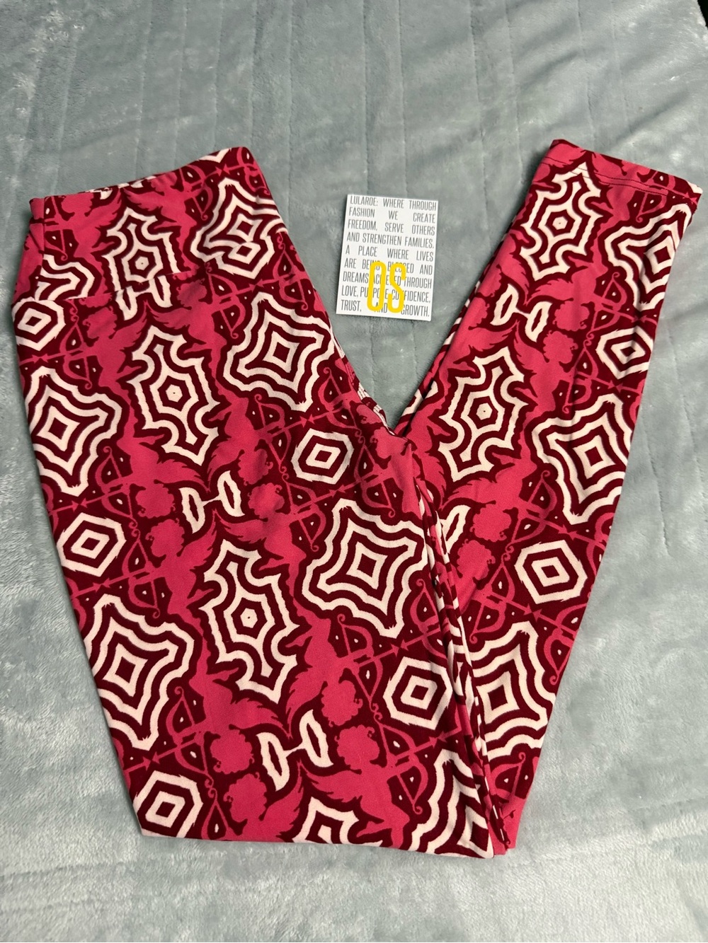 New OS Lularoe Cupid Valentine’s Day leggings!!